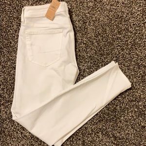 White jegging american eagle size 6